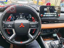 ميتسوبيشي اوتلاندر